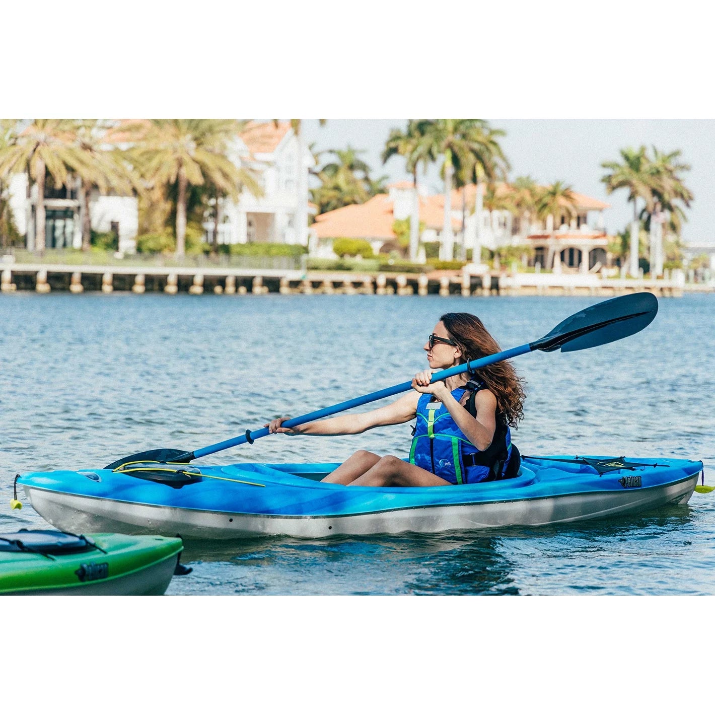 Sit-in Recreational Kayak 10 ft Fade Deep Blue White C127