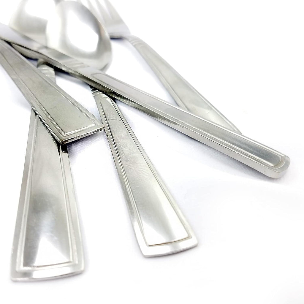 24 Piece Silver Flatware Set X121
