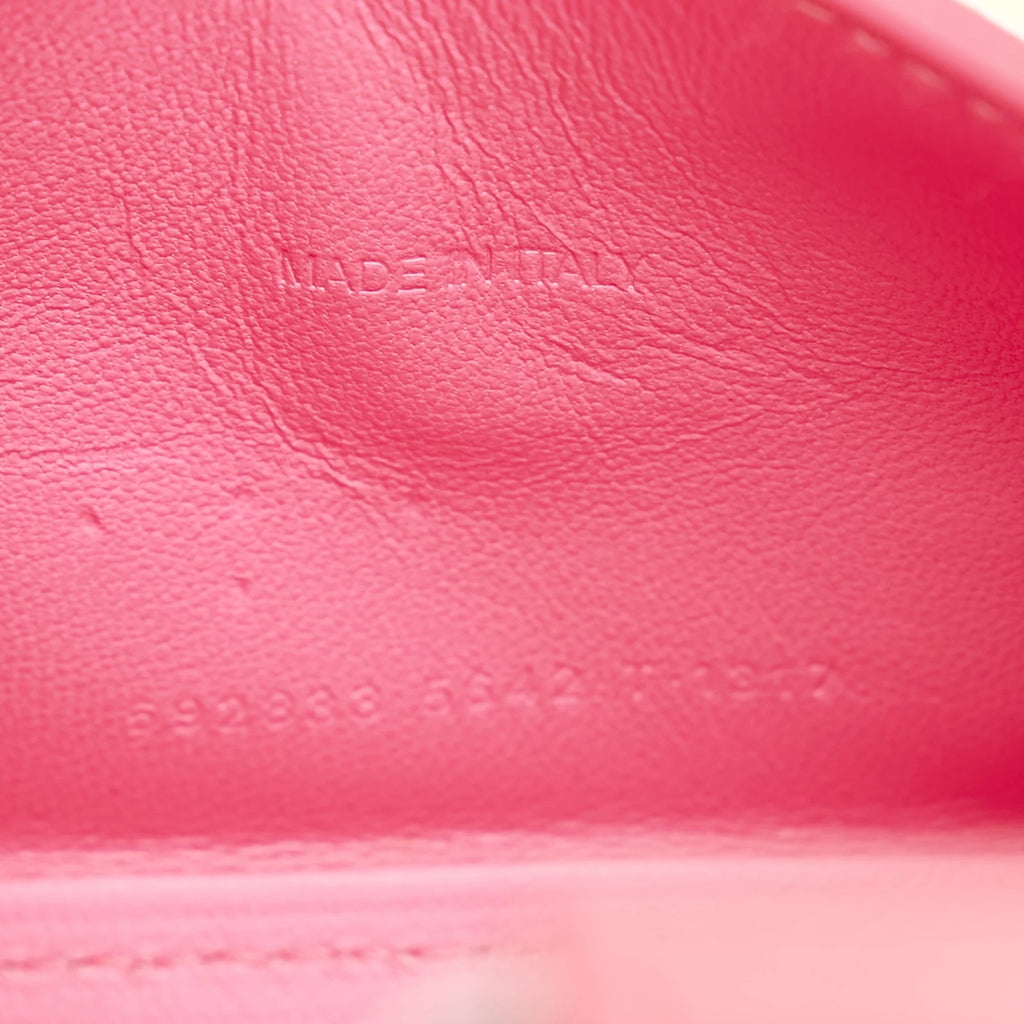Pre-Owned Authenticated Calf Leather Pink Satchel O767230