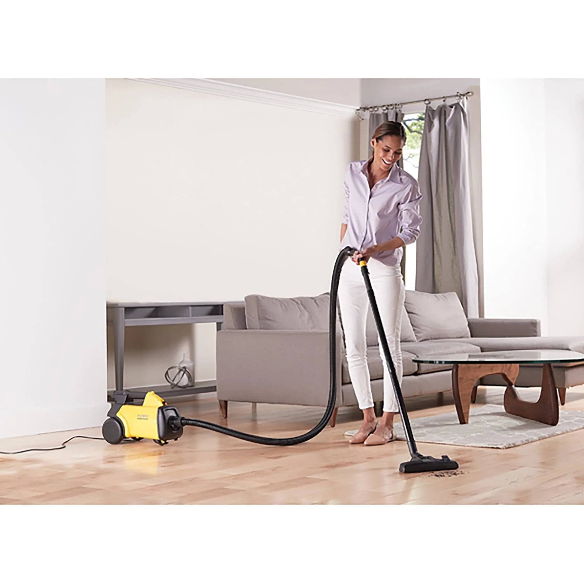 Bagged Canister Vacuum C1050