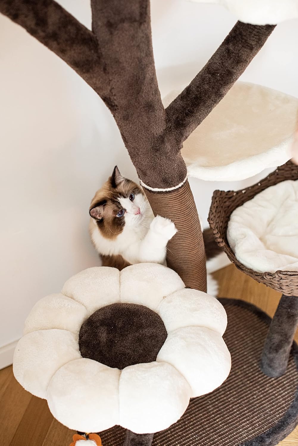 Cat Tree with Cat Scratching Post J75150