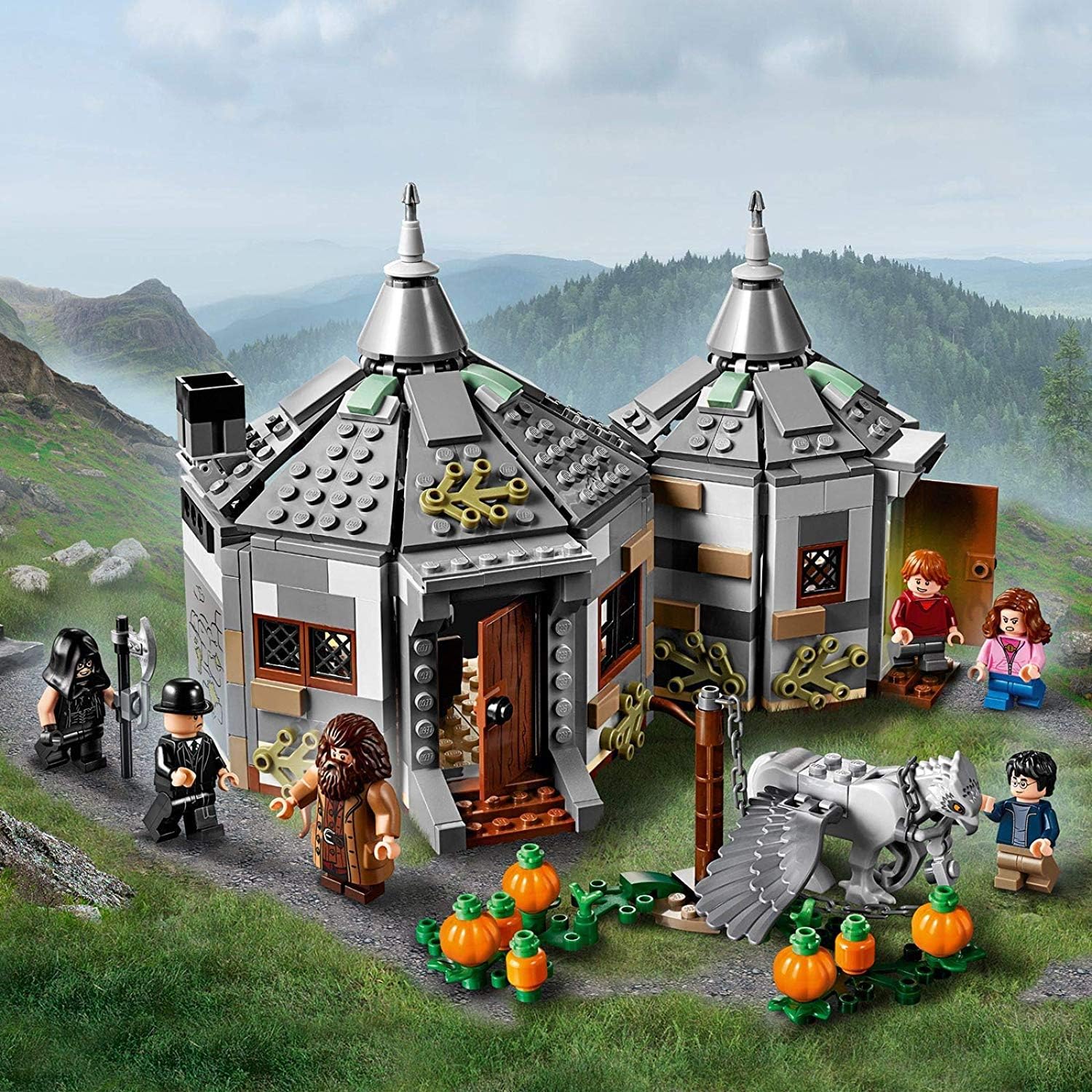 Hagrid’s Hut: Buckbeak’s Rescue Playset with Hippogriff Figure S91642