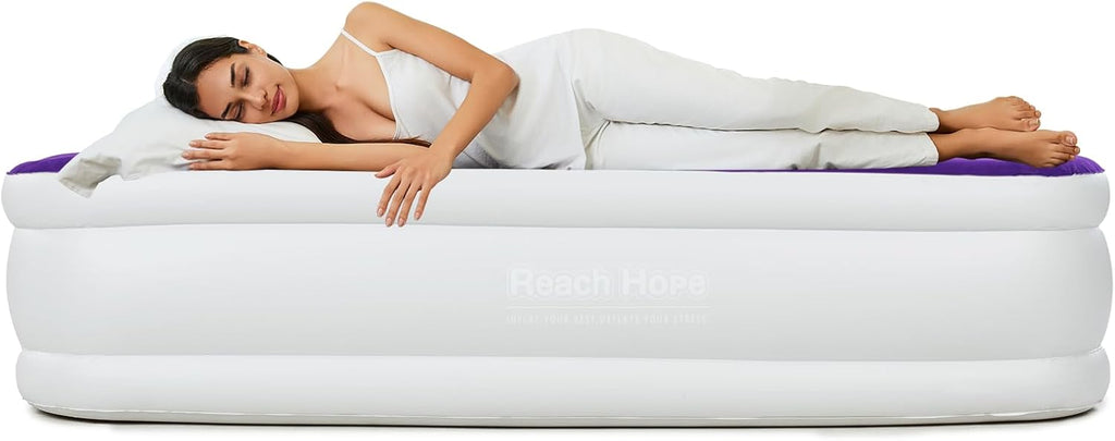 Queen Size Air Mattress with Built-in Pump S74568