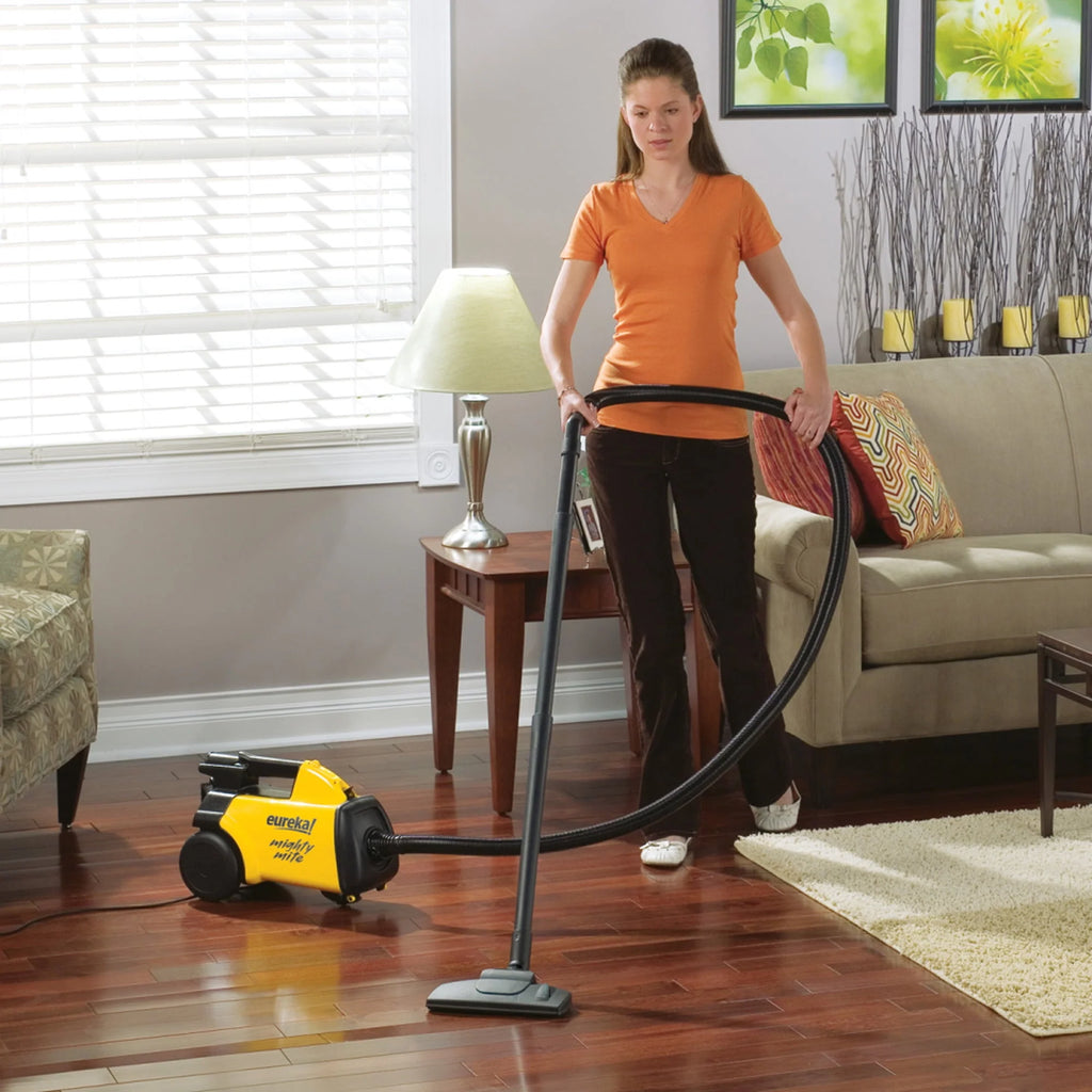 Bagged Canister Vacuum C1050