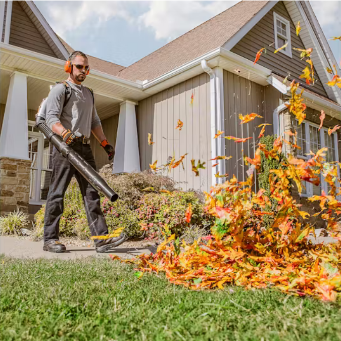 Gas Backpack Leaf Blower U705003
