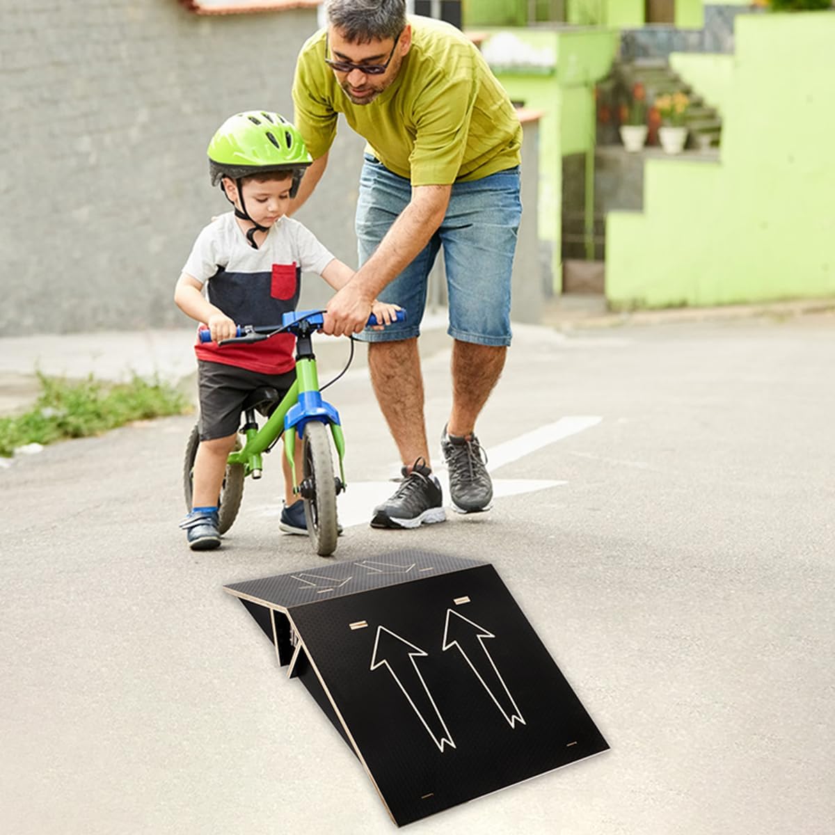 Black Double Sided Skateboard Ramp with Carry Rope Y606141