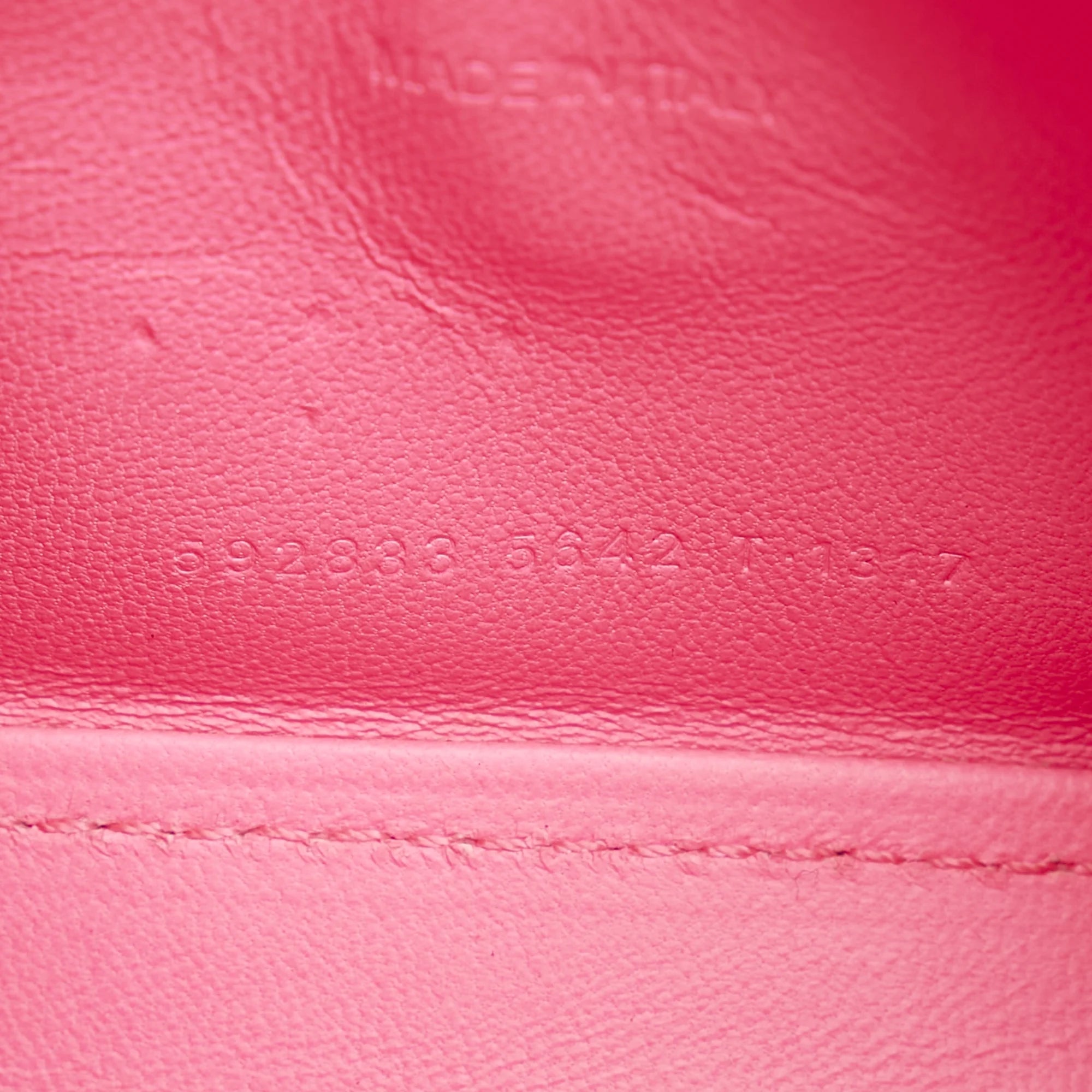 Pre-Owned Authenticated Calf Leather Pink Satchel O767230