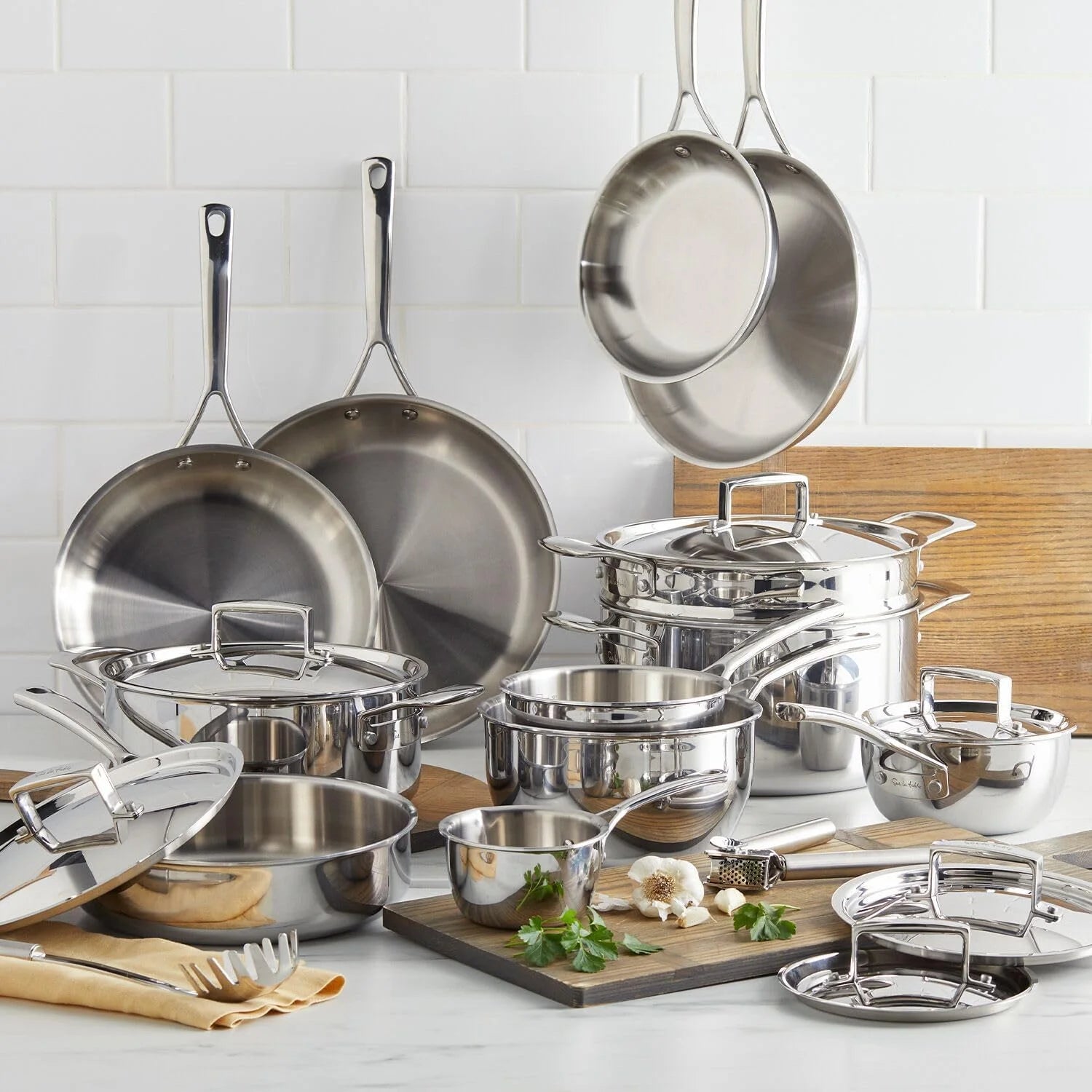 5-Ply Stainless Steel Stockpot, 8 Qt L650
